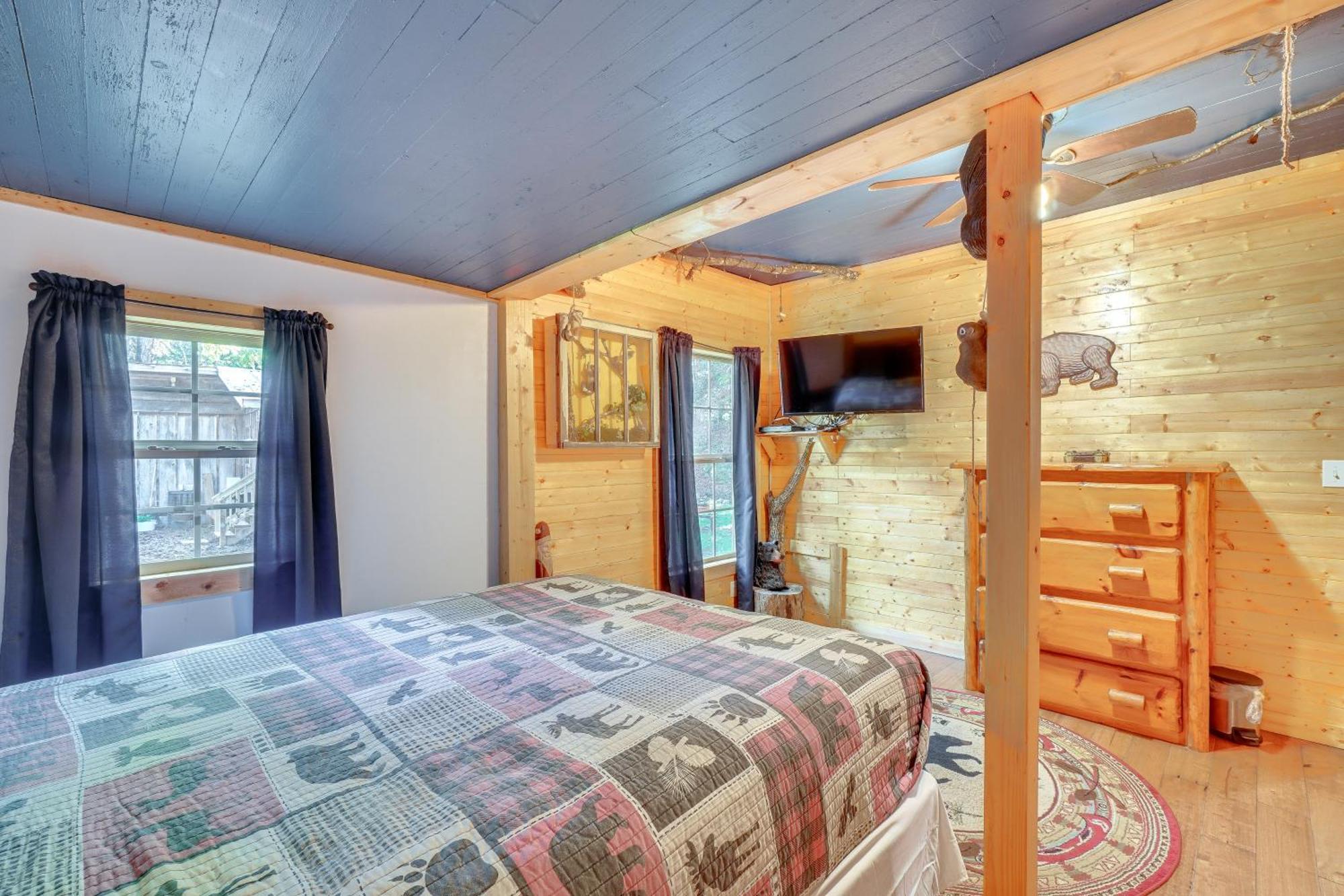 Just Fur Relaxin Sevierville Cabin With Hot Tub! Exterior foto
