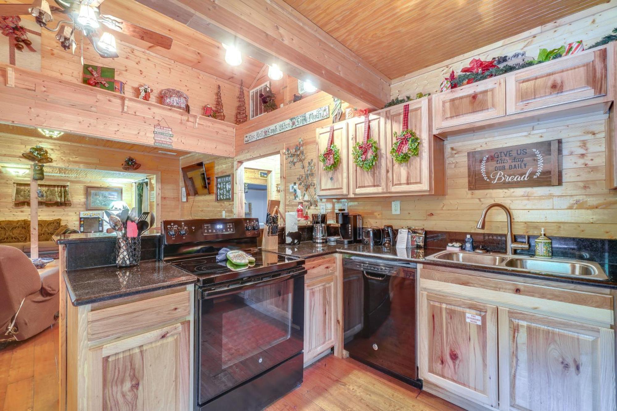 Just Fur Relaxin Sevierville Cabin With Hot Tub! Exterior foto